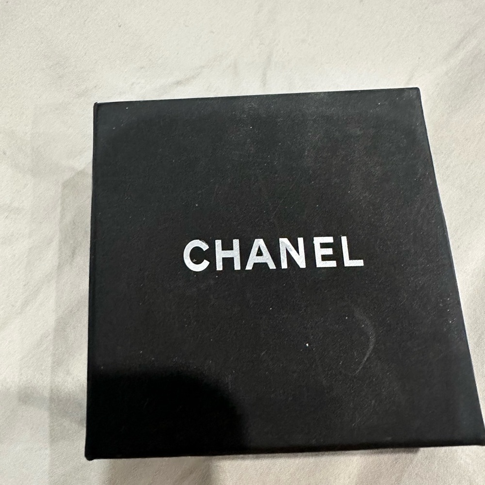 Chanel Brooch - Picture 5 of 5